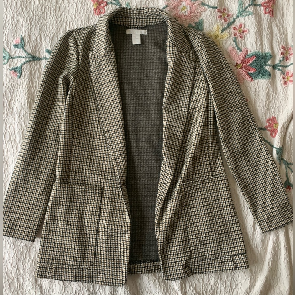 Lightweight blazer
